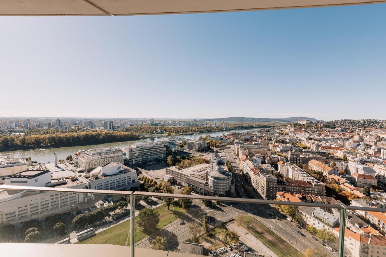 Skau Coral Residence In Sky Park 22 Floor 1Tower Panoramic View Free Parking Bratislava Eksteriør bilde